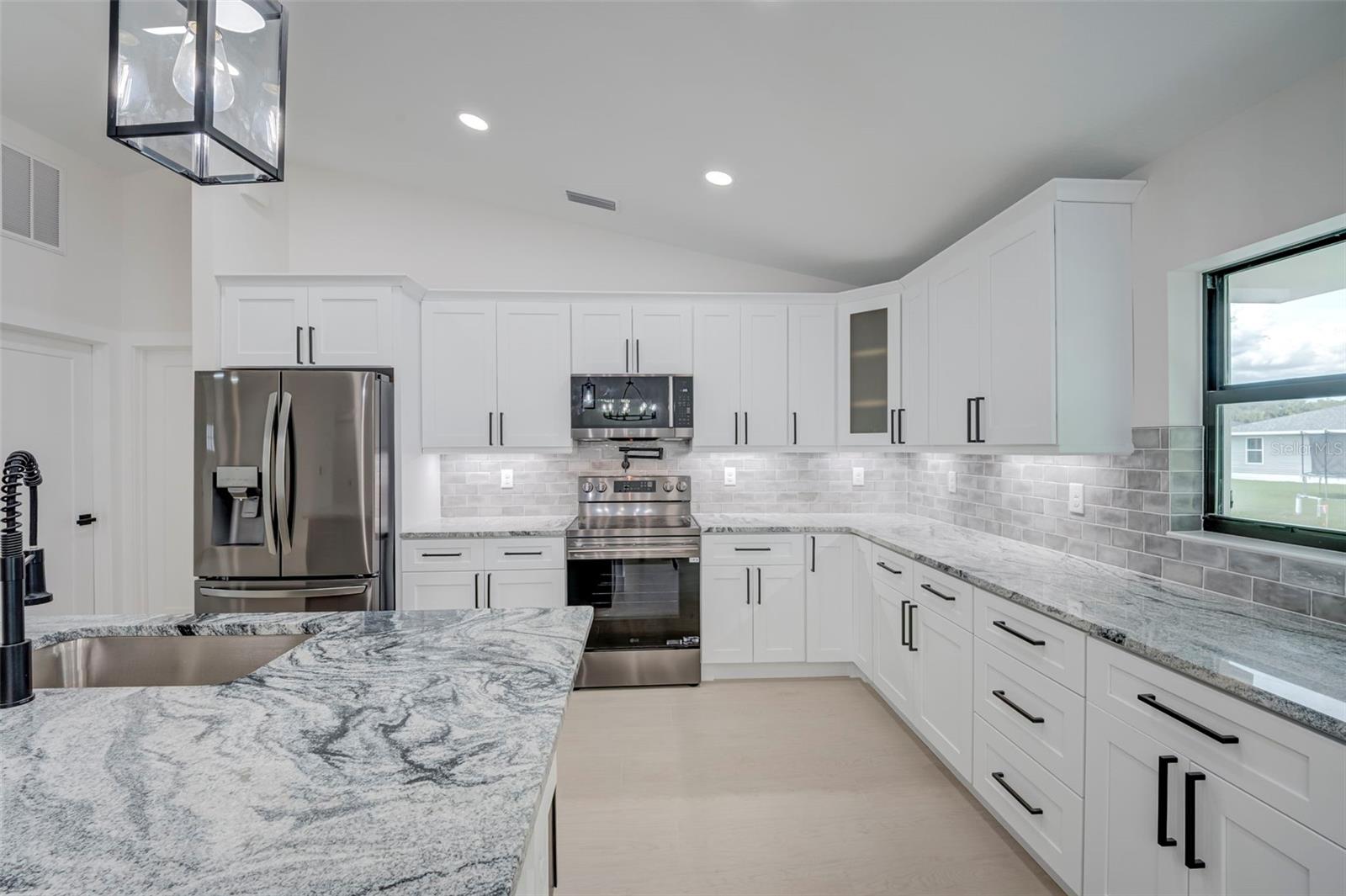 CHARLOTTE RANCHETTES - Residential