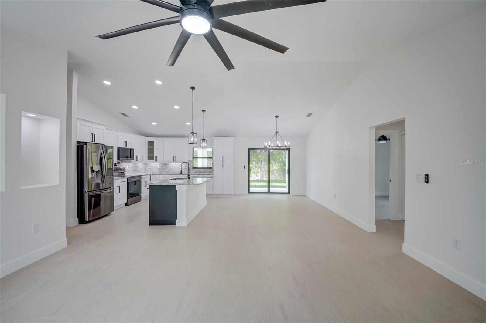 CHARLOTTE RANCHETTES - Residential