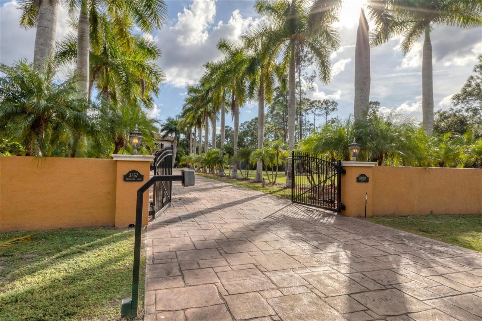 NORTH PORT CHARLOTTE ESTATES ADD 02 - Residential