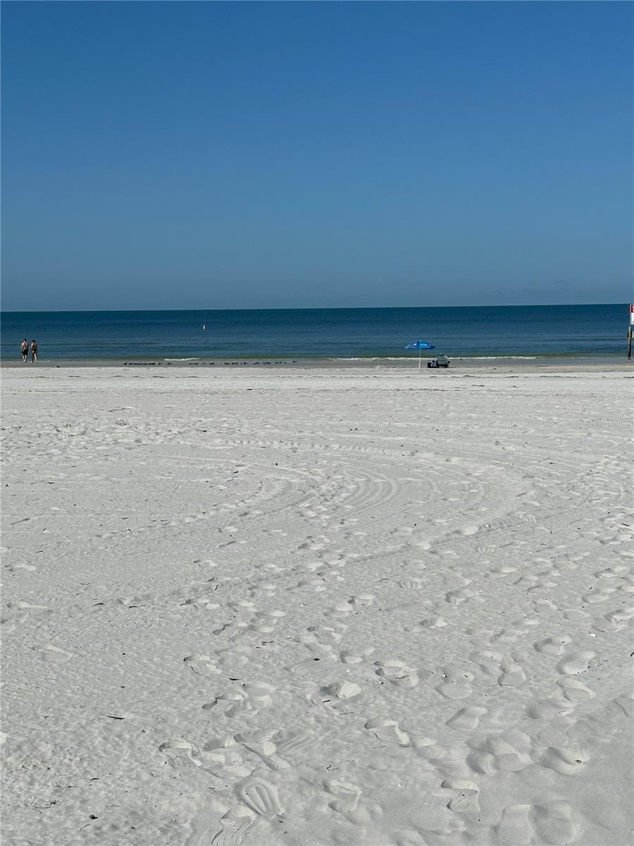 SURFSIDE CABANA CLUB REV - Land