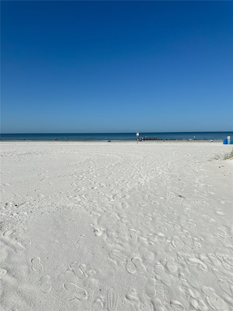 SURFSIDE CABANA CLUB REV - Land