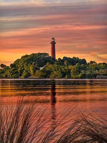 LIGHTHOUSE SHORES - Land