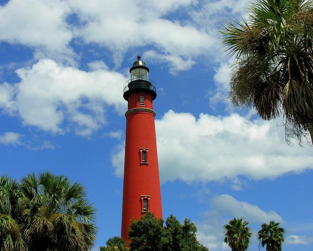 LIGHTHOUSE SHORES - Land