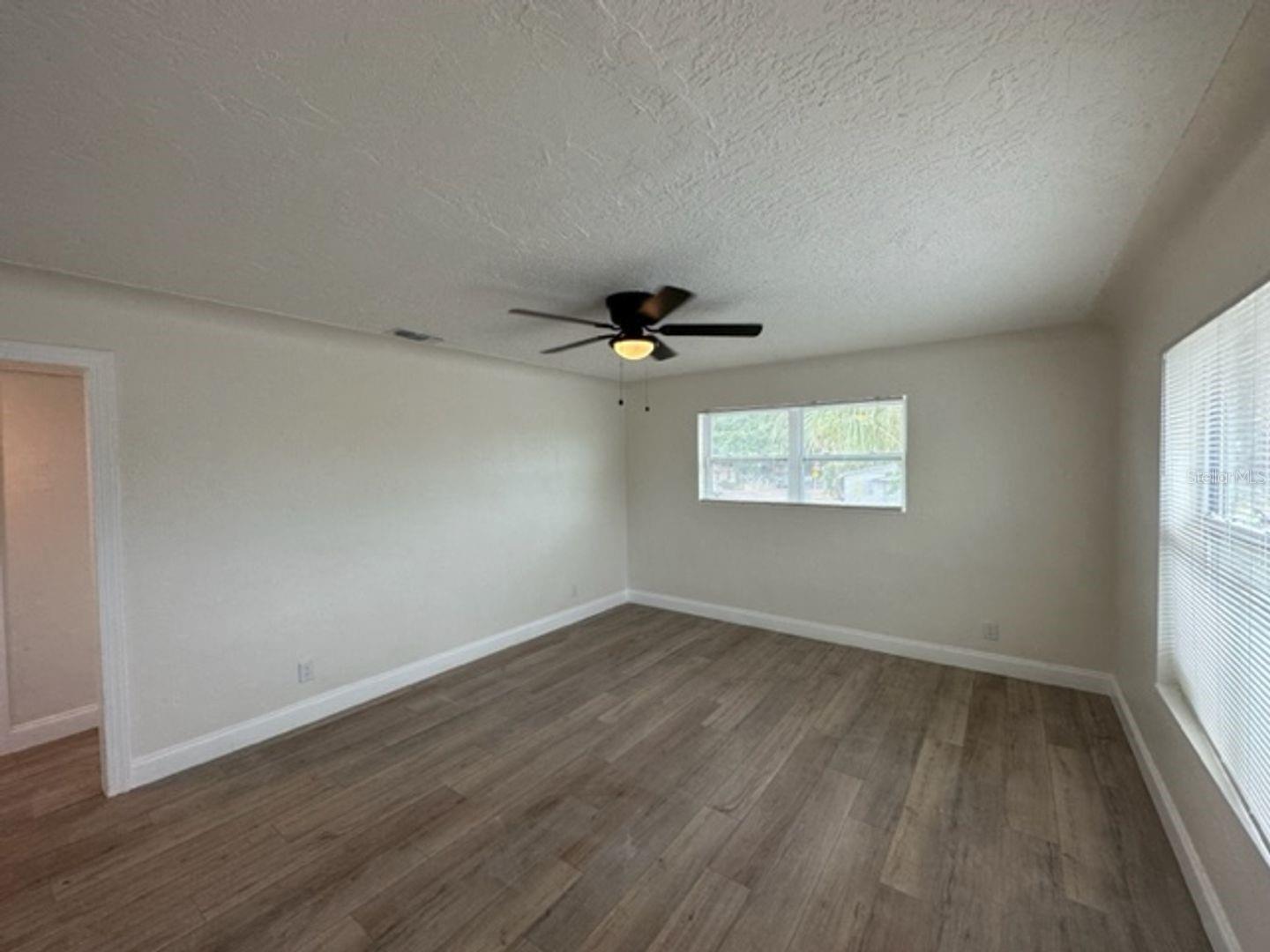 MCELGIN-BARTLETT SUB - Residential Lease