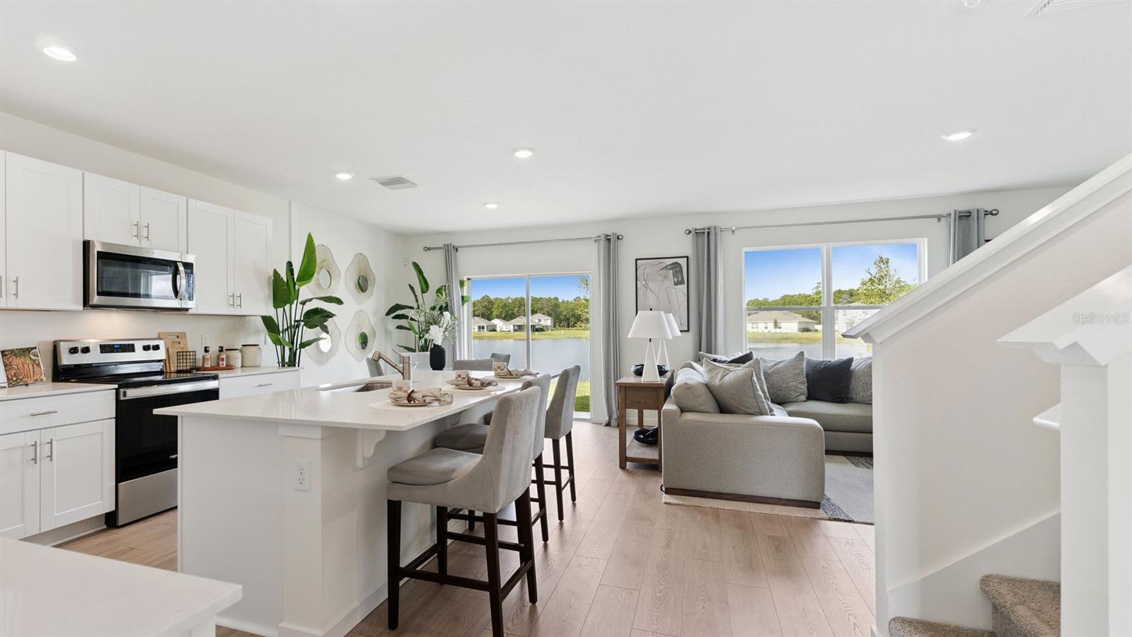 HARMONY WEST - Residential