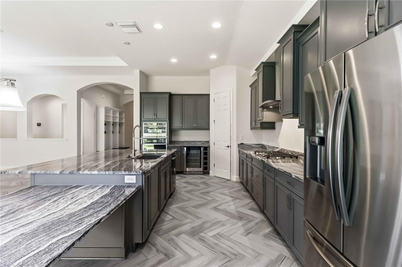 WATERSET PH 4 TR 21 - Residential