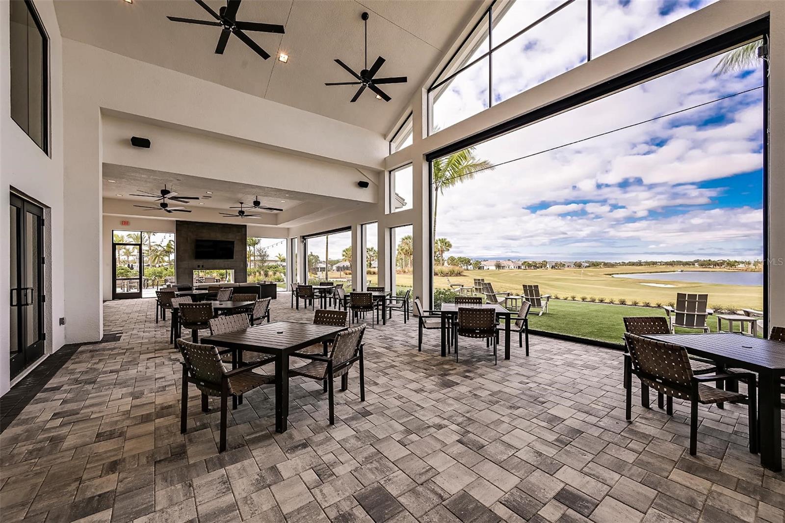 AZARIO ESPLANADE PH III SUBPH D - Residential