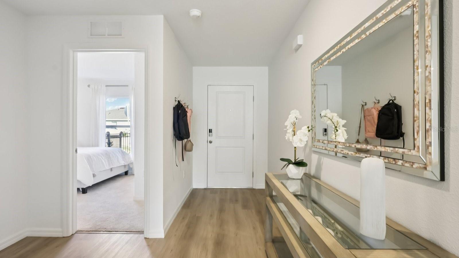 NORTHRIDGE - Residential