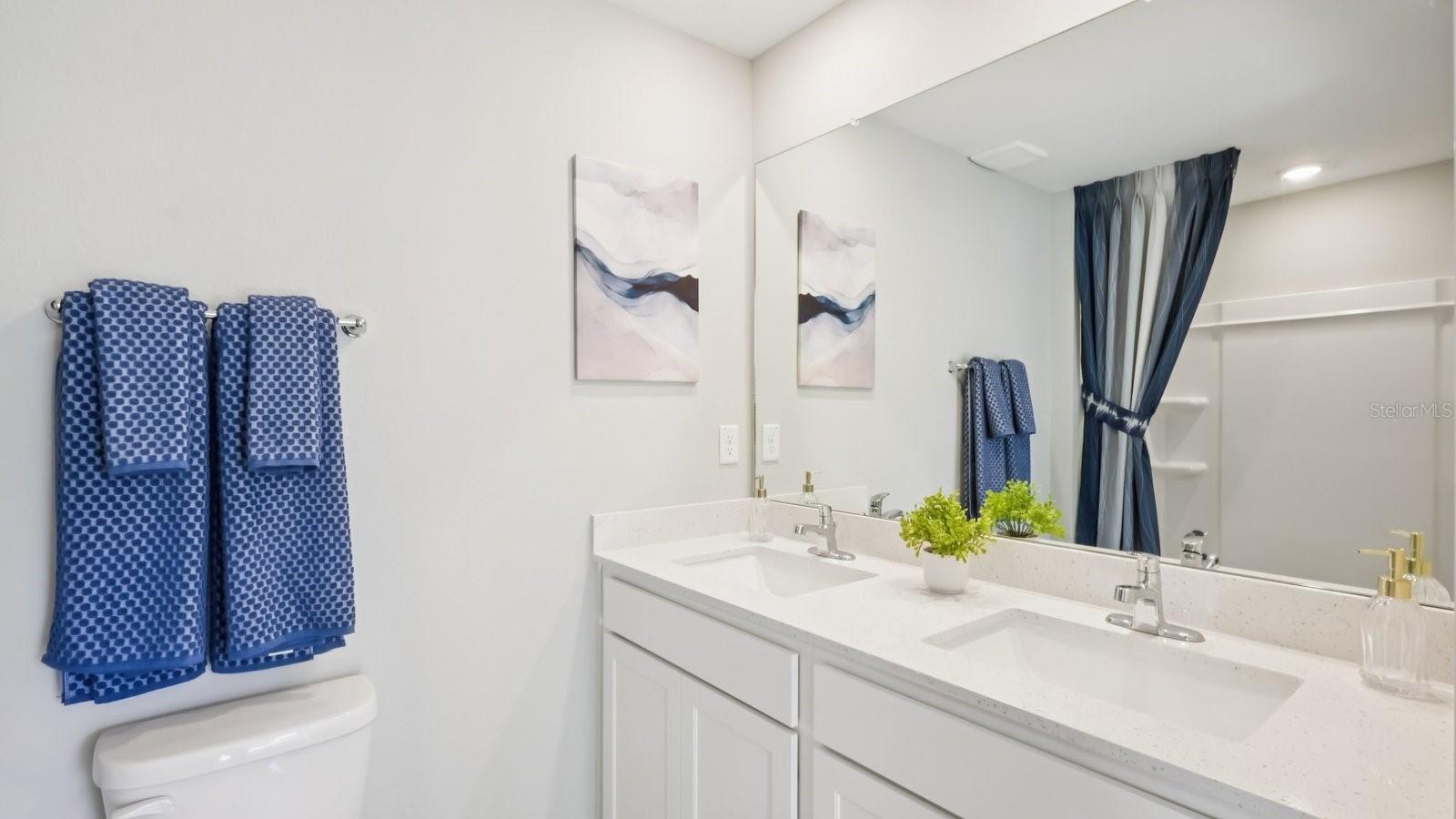 NORTHRIDGE - Residential