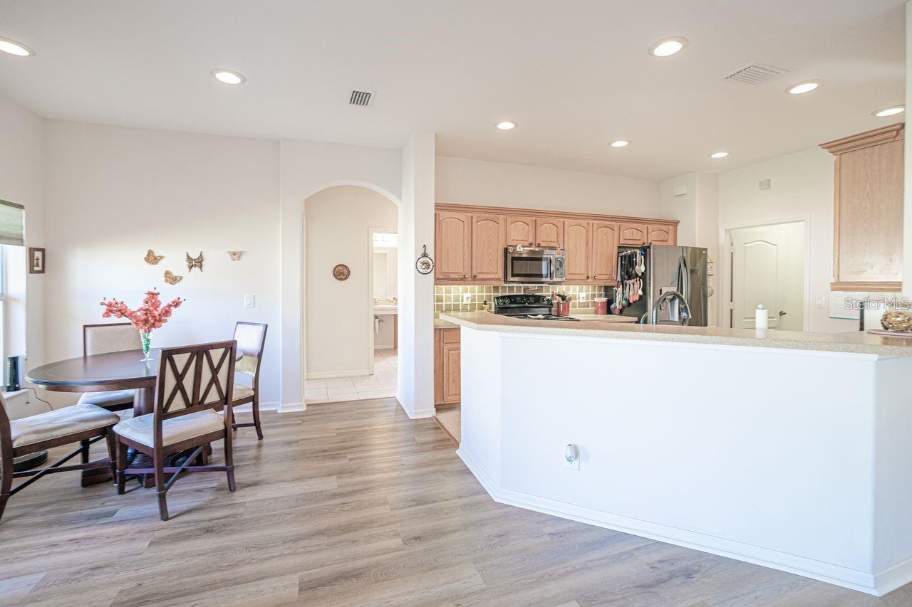 SUNCOAST LAKES - Residential