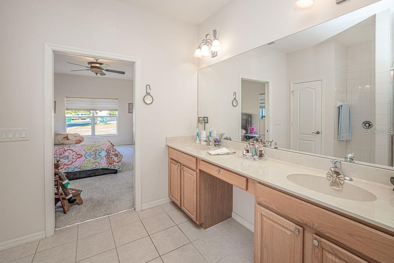 SUNCOAST LAKES - Residential