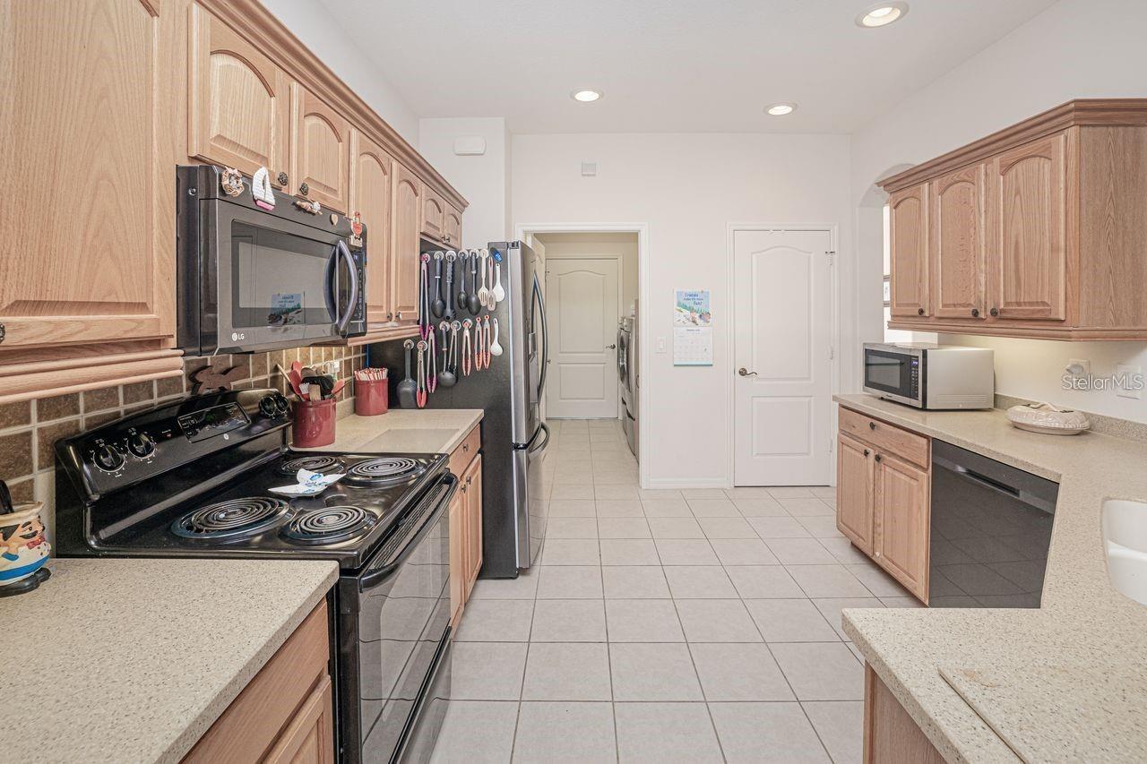 SUNCOAST LAKES - Residential