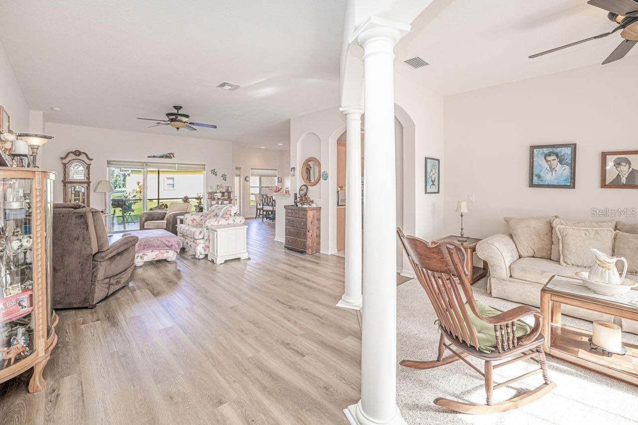 SUNCOAST LAKES - Residential