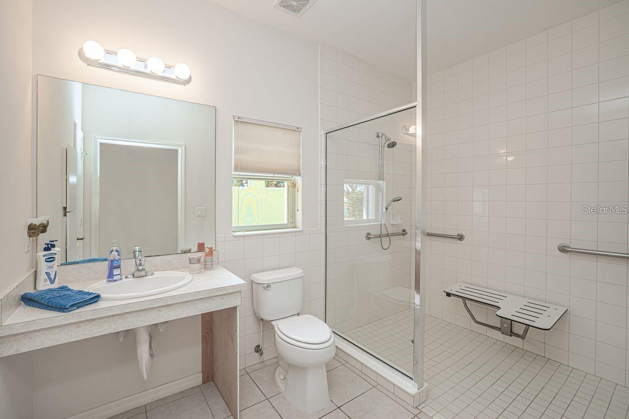 SUNCOAST LAKES - Residential