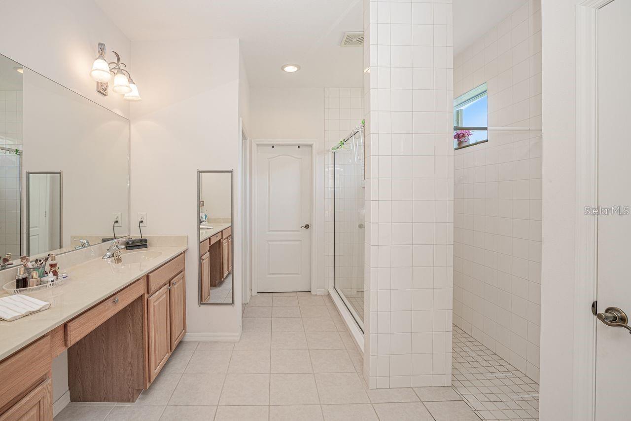 SUNCOAST LAKES - Residential