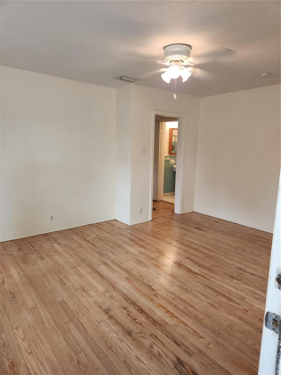 INWOOD SUB NEW SMYRNA BEACH - Residential Lease