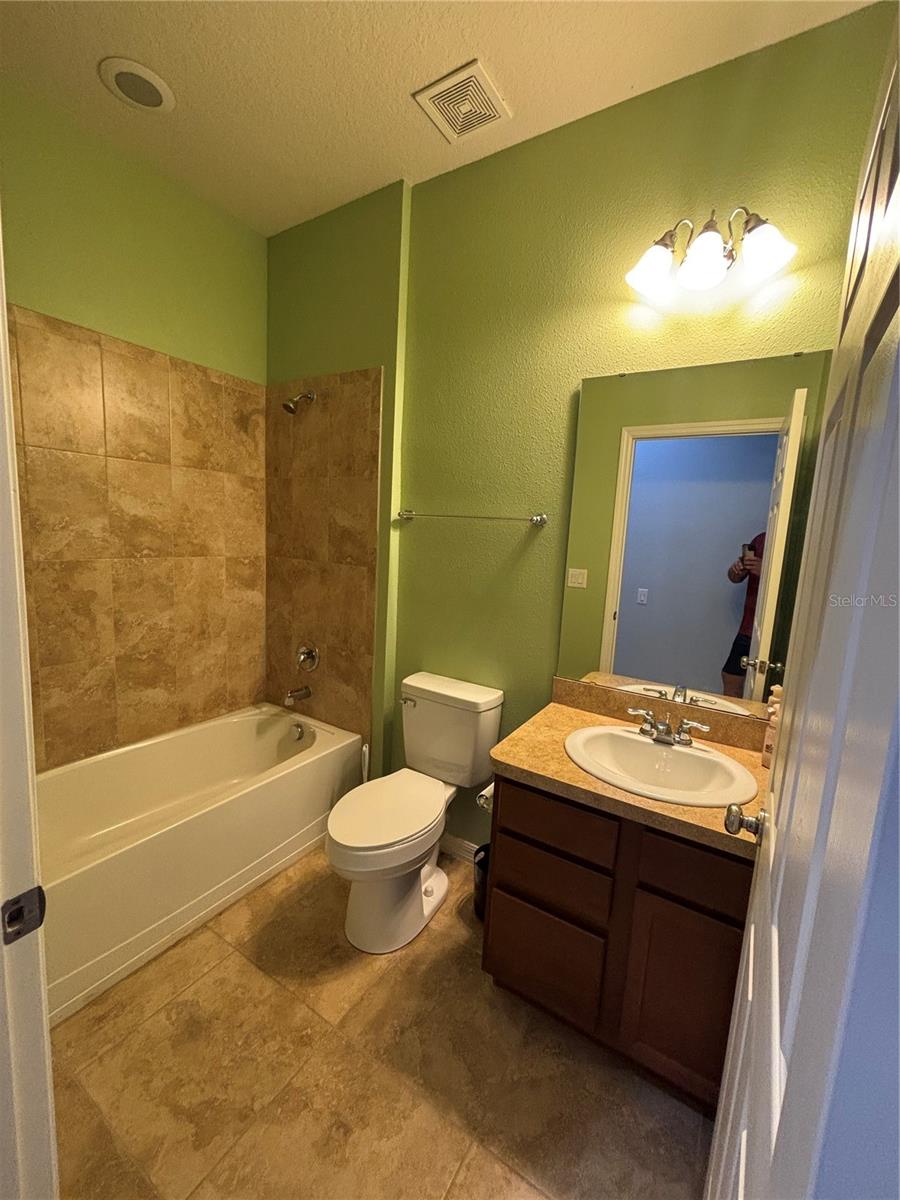 HARRISON RANCH PH II-A - Residential Lease