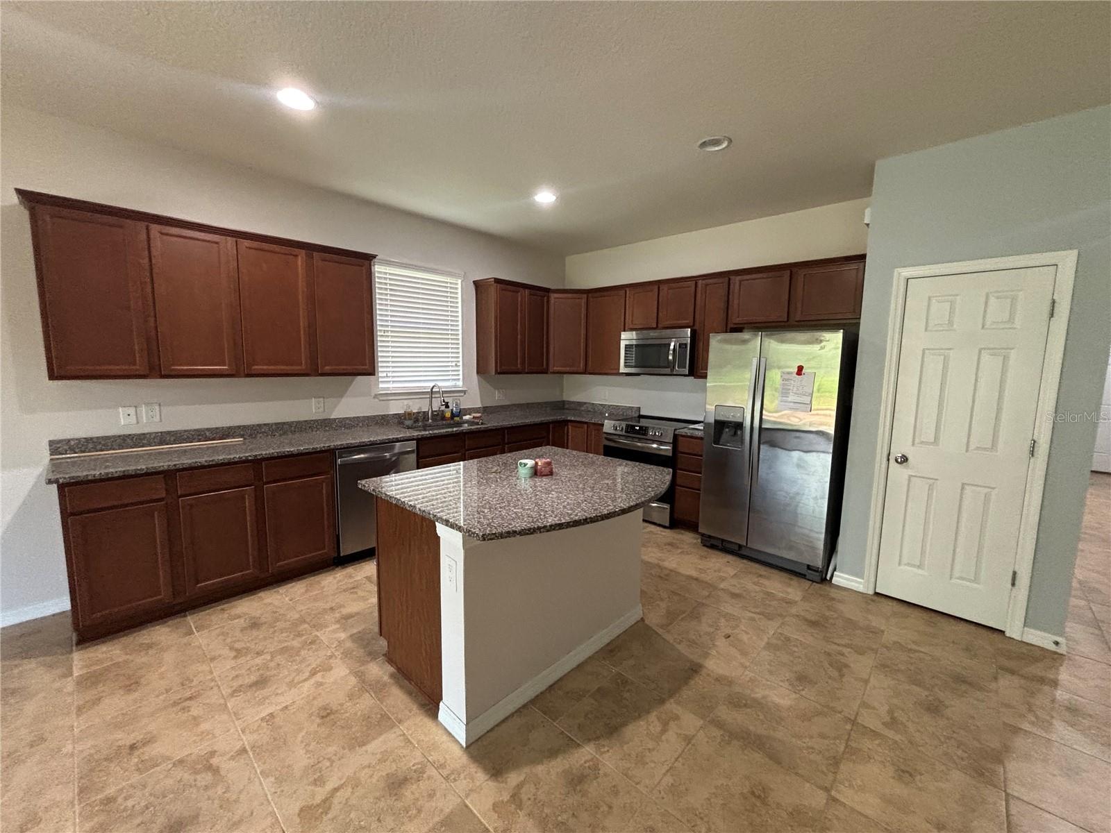 HARRISON RANCH PH II-A - Residential Lease