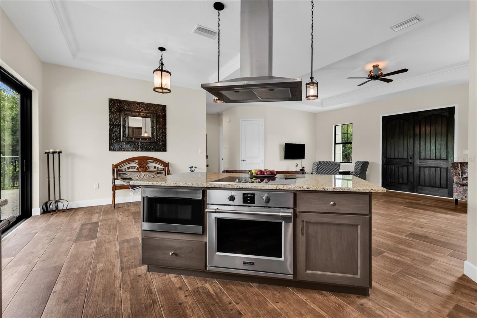 SUNCOAST RANCHES - Residential
