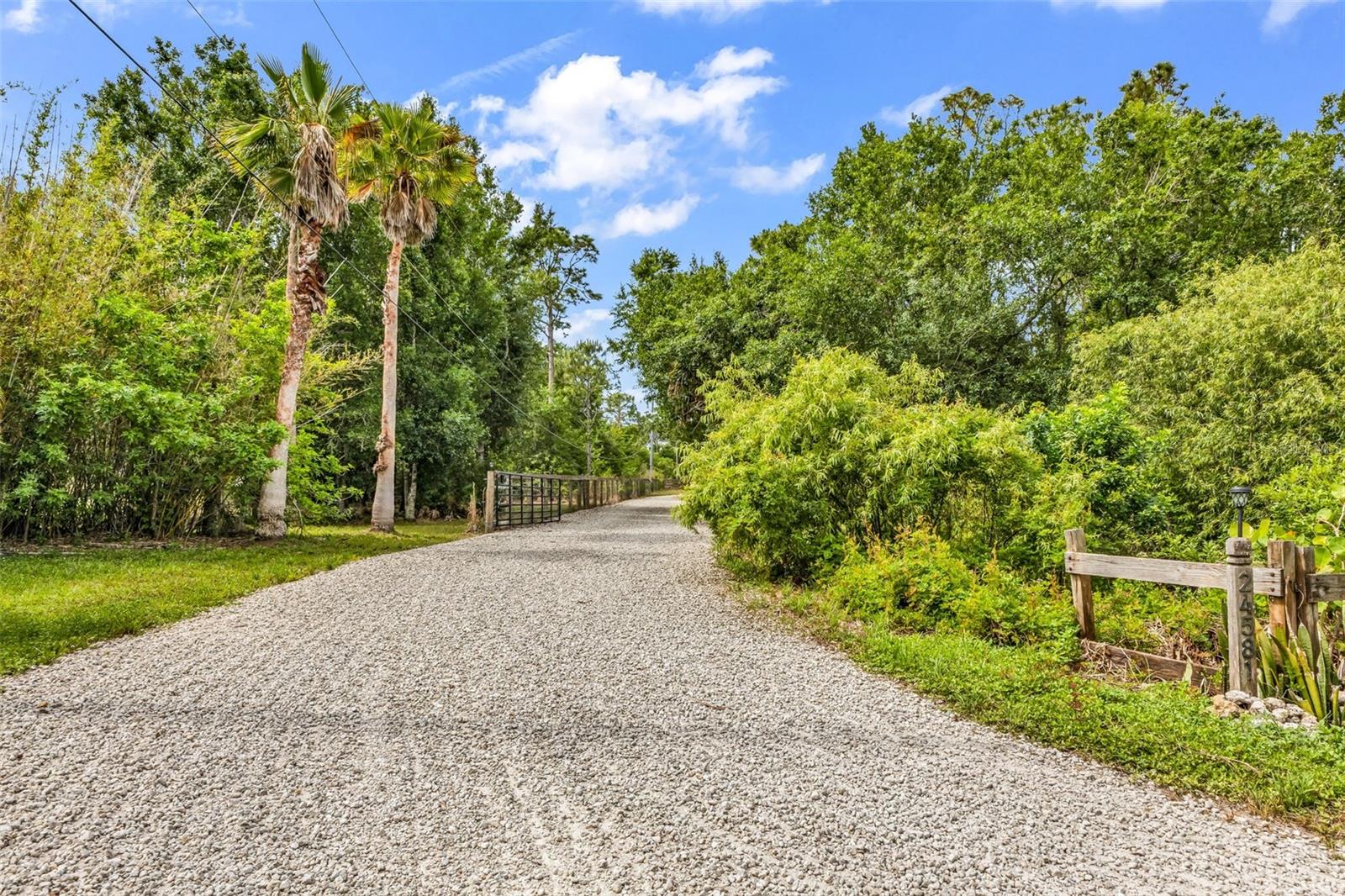 SUNCOAST RANCHES - Residential
