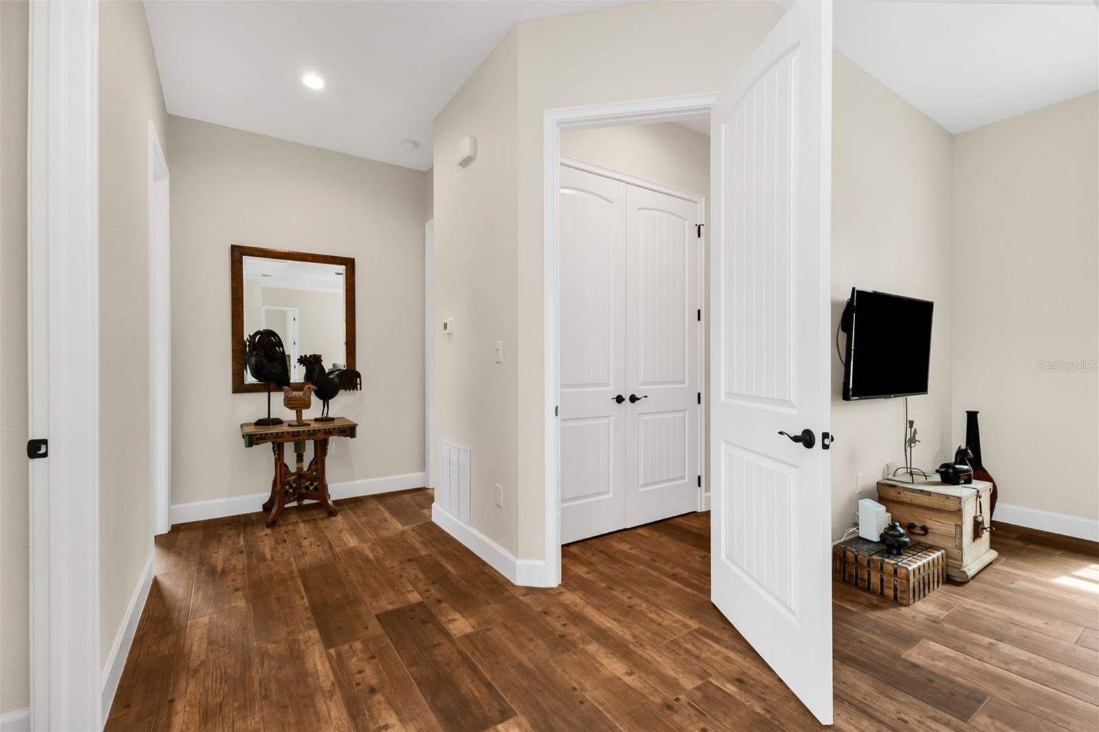 SUNCOAST RANCHES - Residential