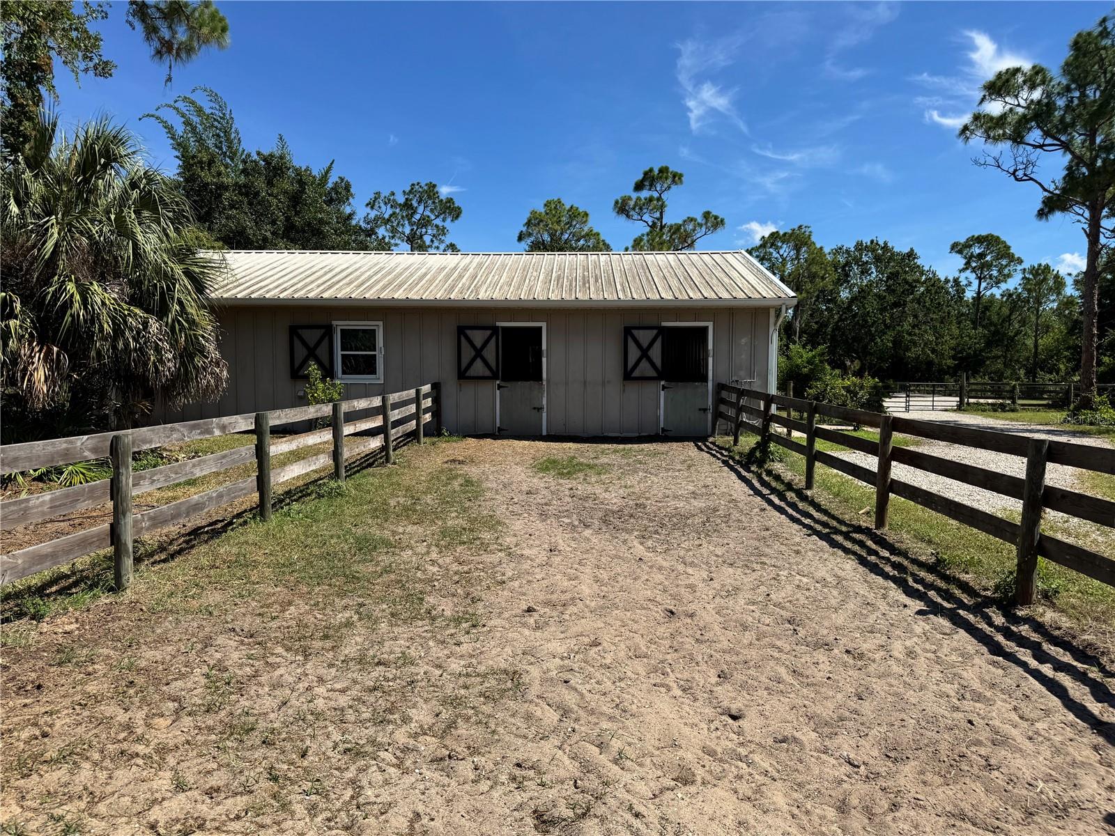 SUNCOAST RANCHES - Residential