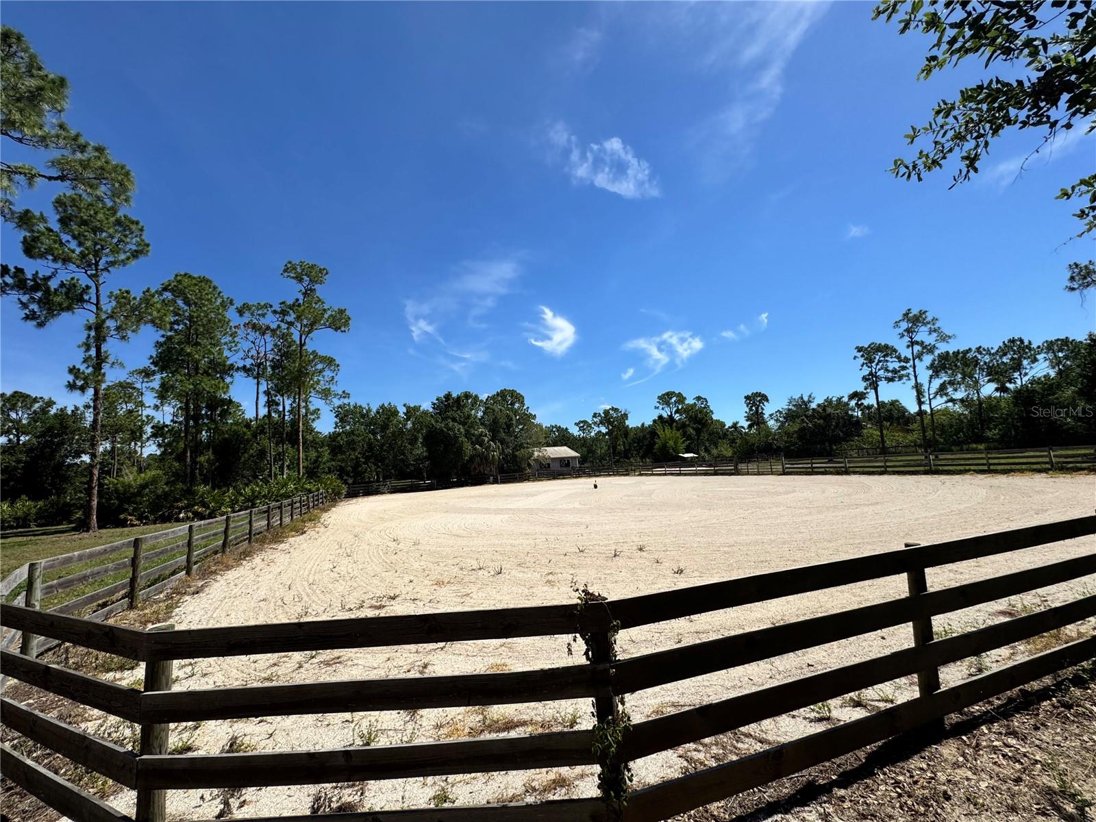 SUNCOAST RANCHES - Residential