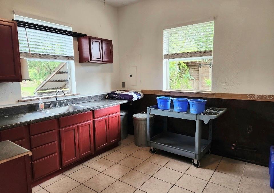 SUNCOAST RANCHES - Residential