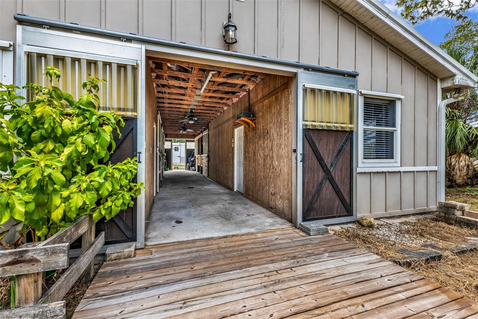 SUNCOAST RANCHES - Residential