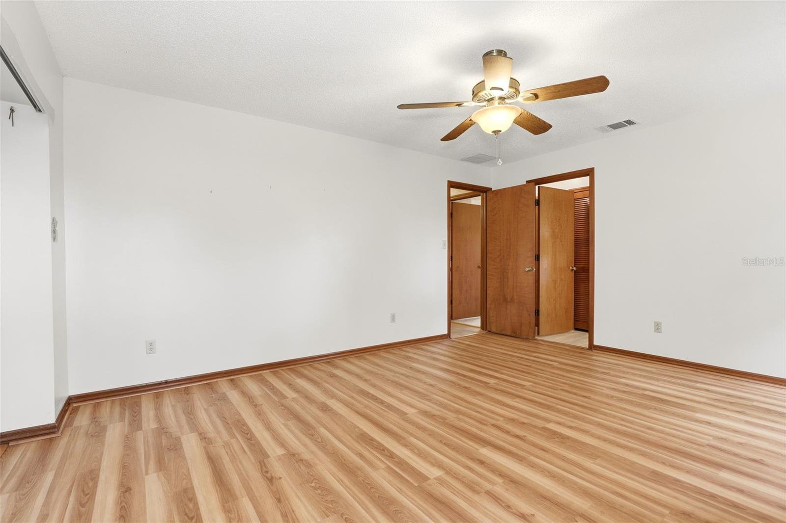 UNIVERSITY WOODS PH2 - Residential