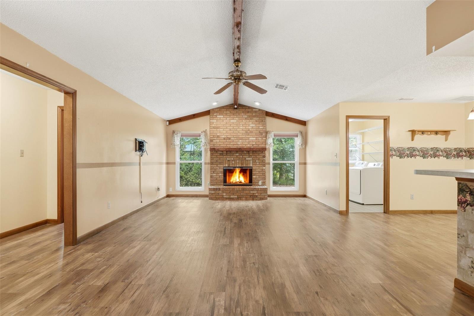 UNIVERSITY WOODS PH2 - Residential