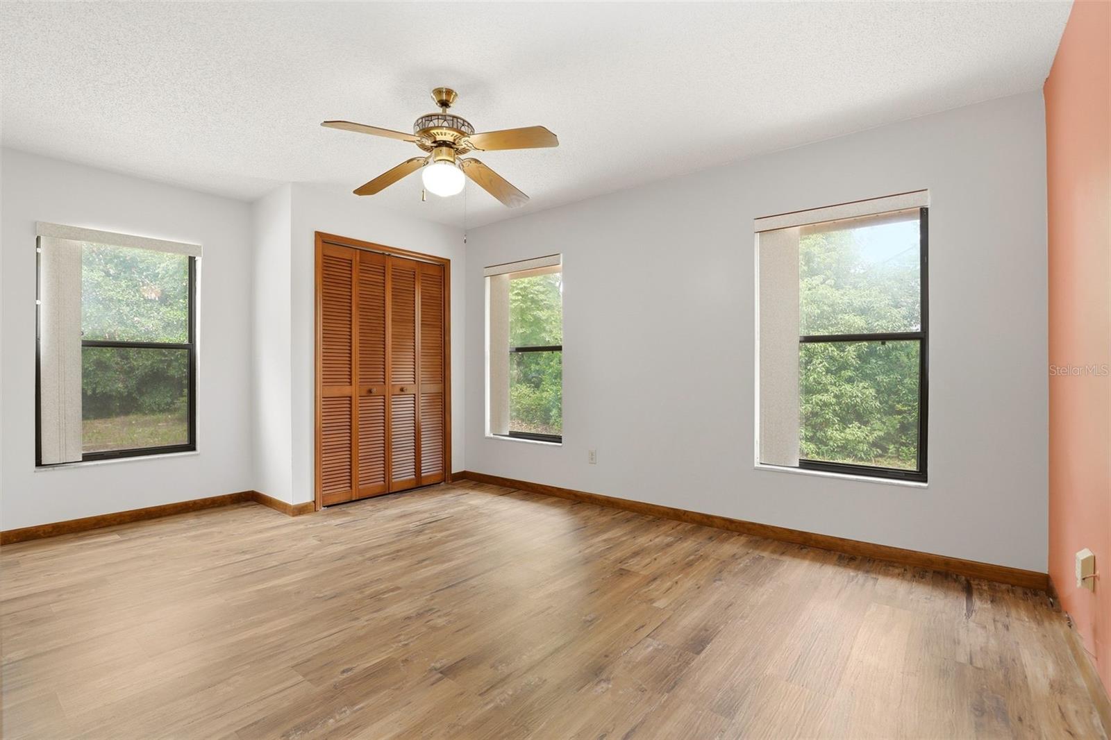 UNIVERSITY WOODS PH2 - Residential