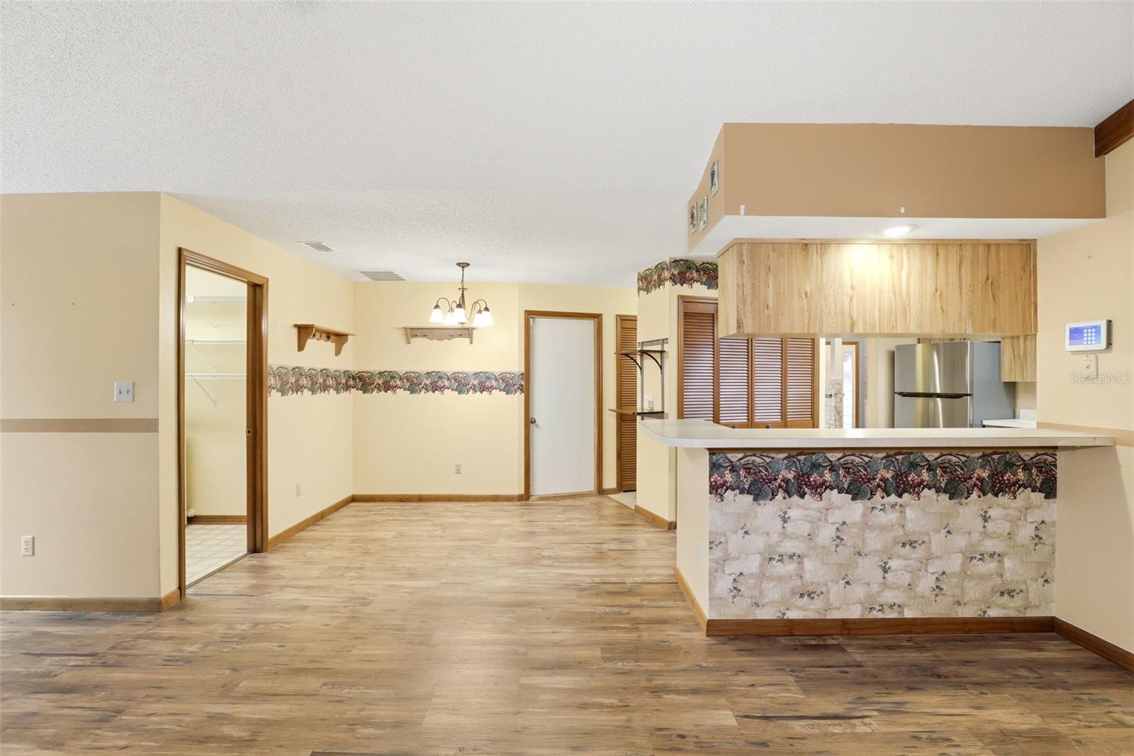 UNIVERSITY WOODS PH2 - Residential