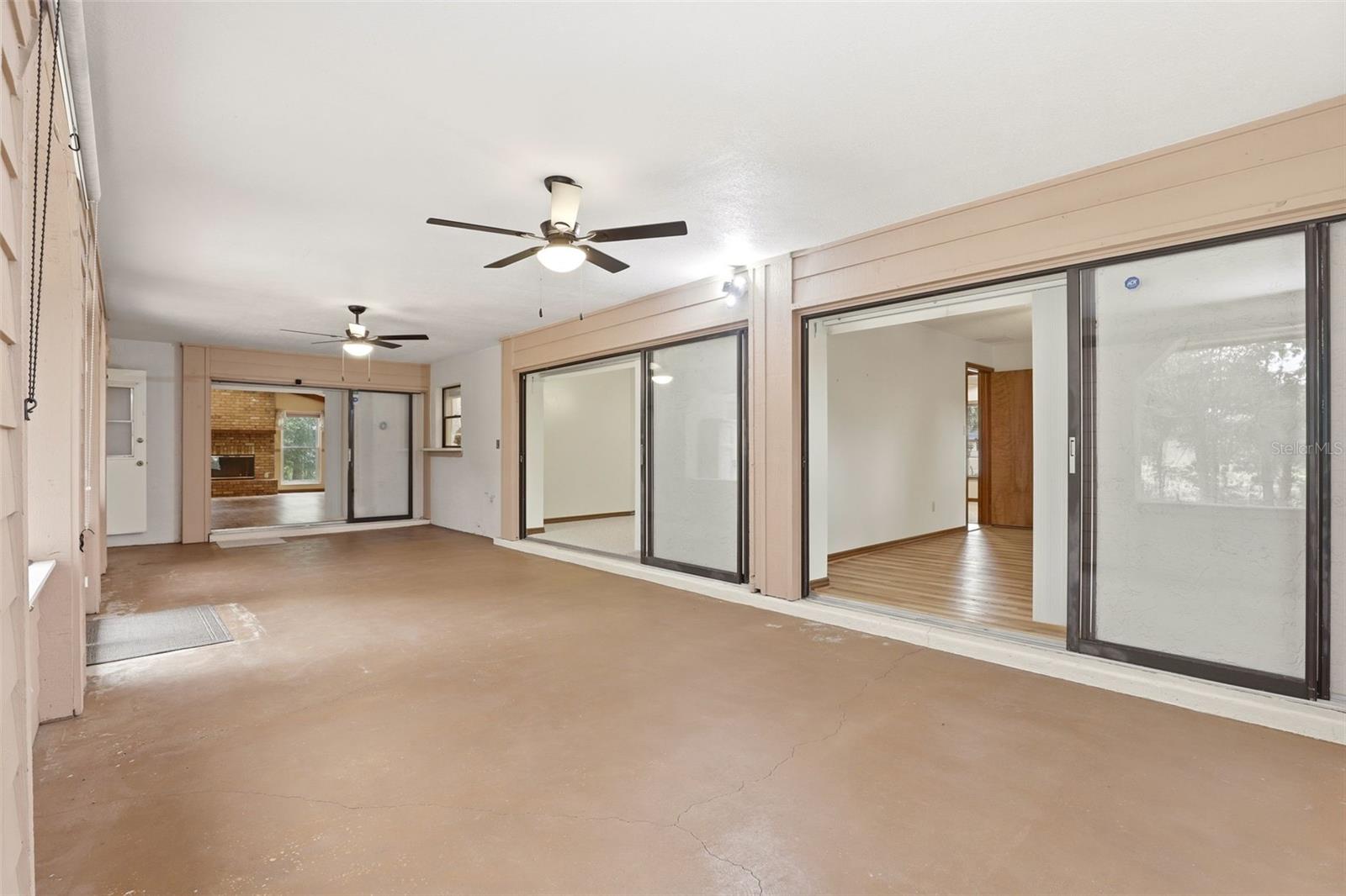UNIVERSITY WOODS PH2 - Residential