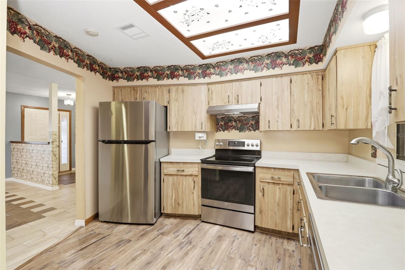 UNIVERSITY WOODS PH2 - Residential
