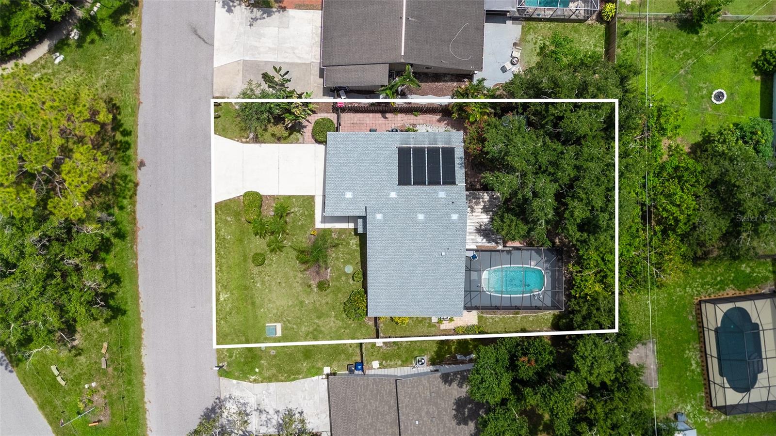 LAKE SARASOTA - Residential