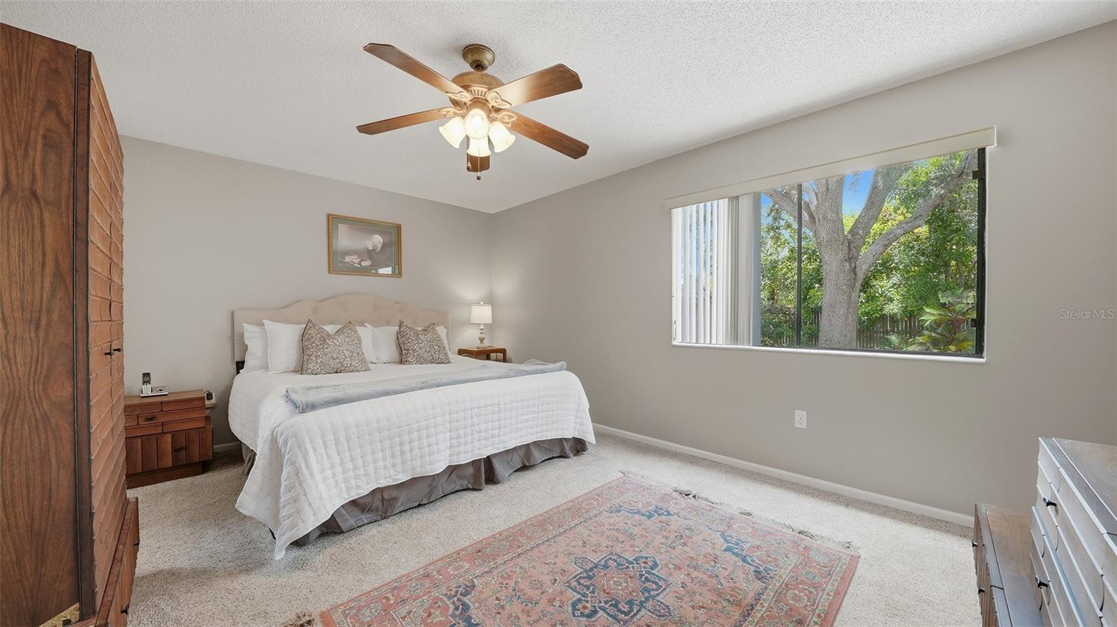 LAKE SARASOTA - Residential