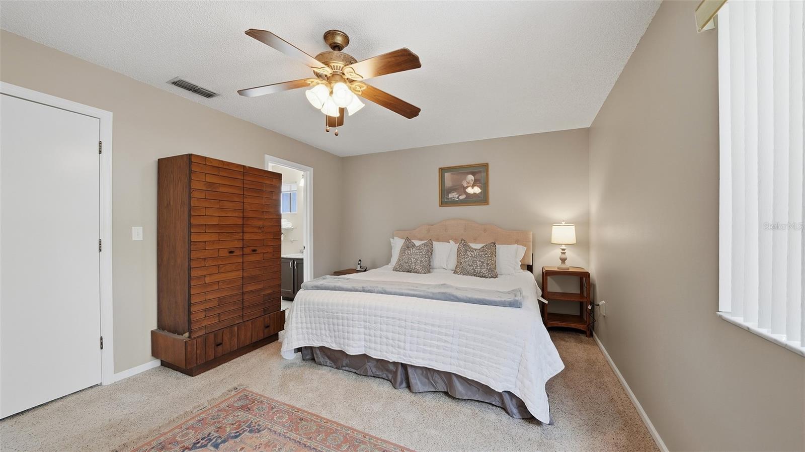 LAKE SARASOTA - Residential