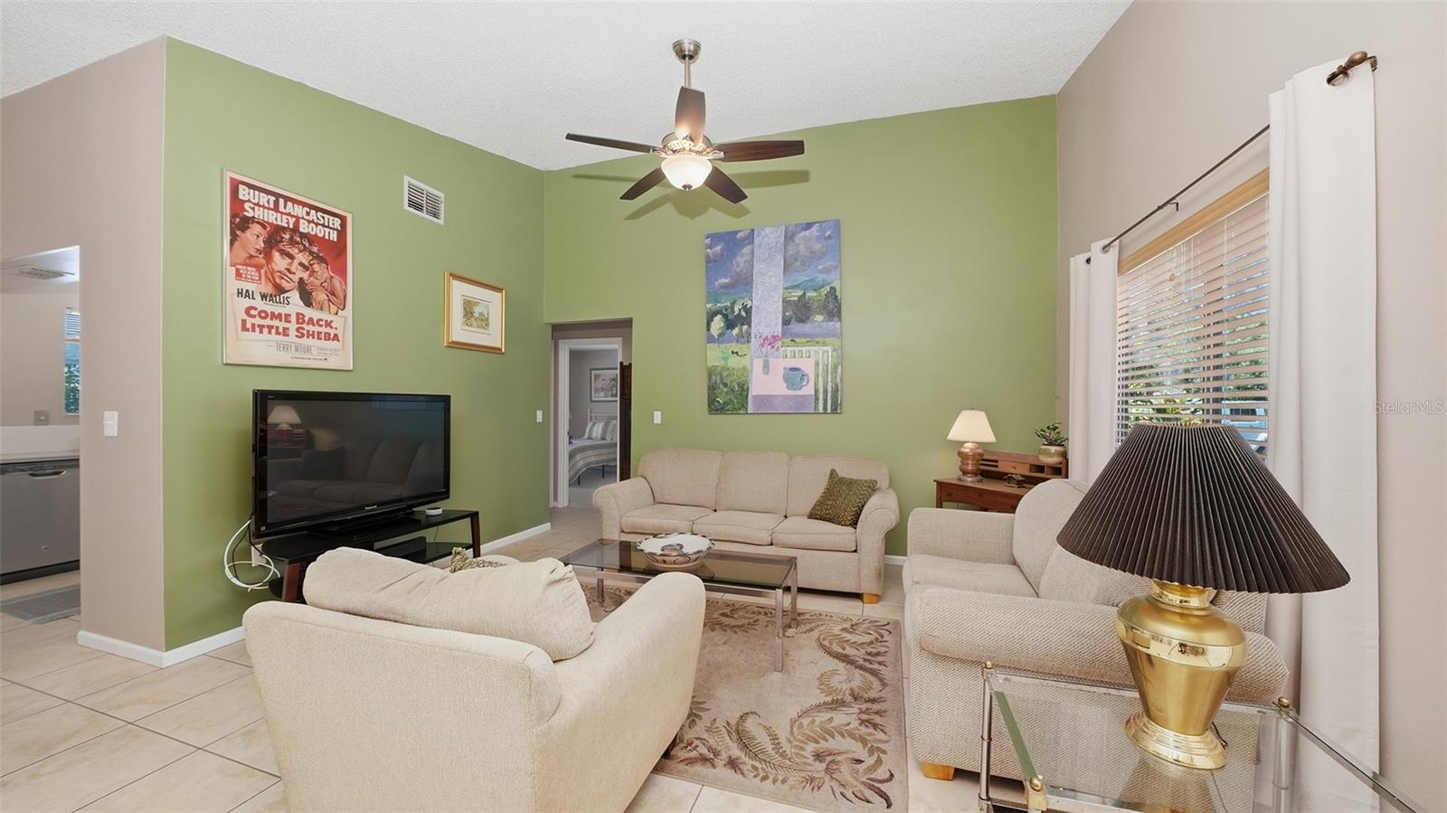 LAKE SARASOTA - Residential