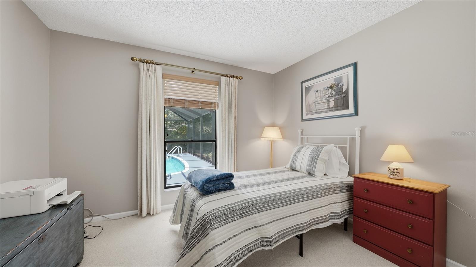 LAKE SARASOTA - Residential