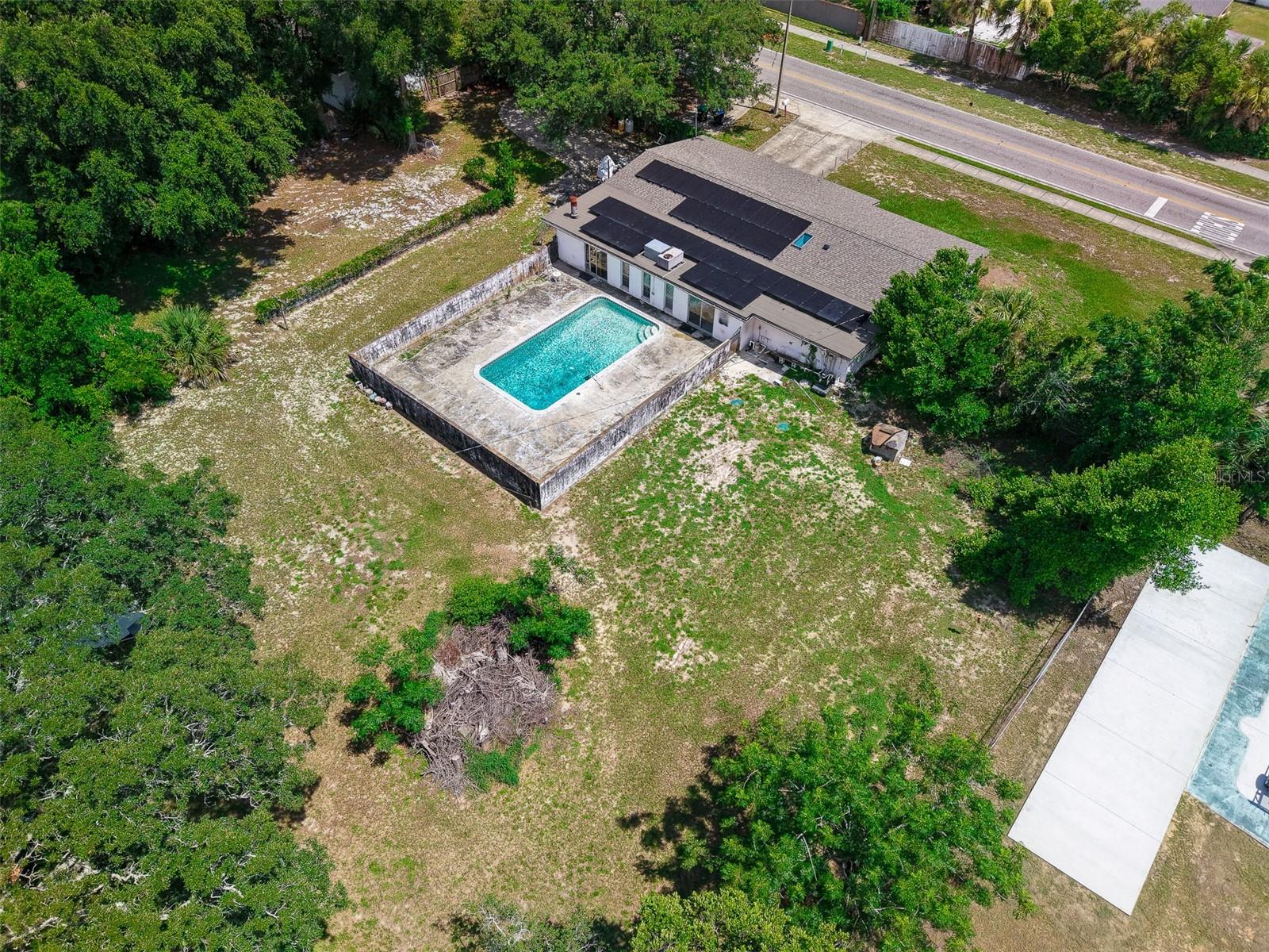 MIER MANOR - Residential