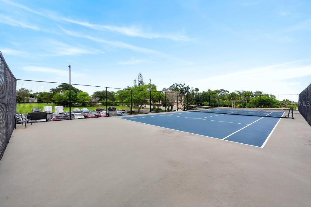 BAYSHORE BATH & TENNIS CLUB CONDO - Residential