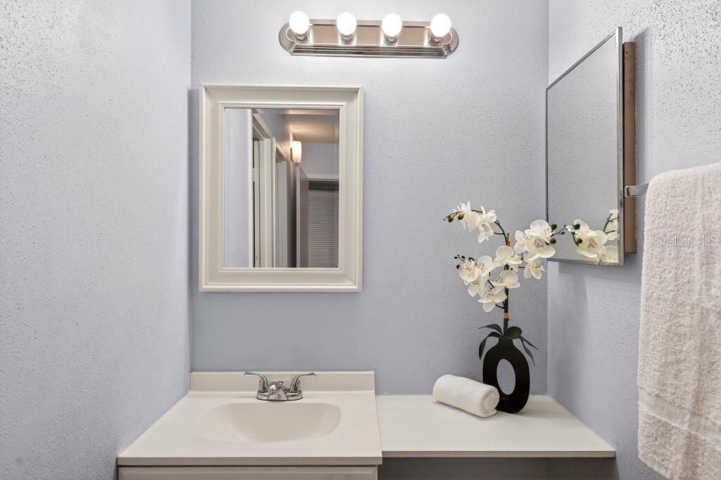 BAYSHORE BATH & TENNIS CLUB CONDO - Residential