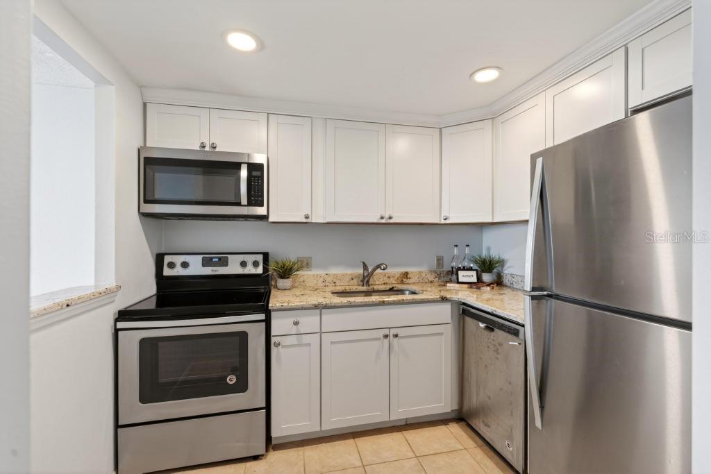 BAYSHORE BATH & TENNIS CLUB CONDO - Residential