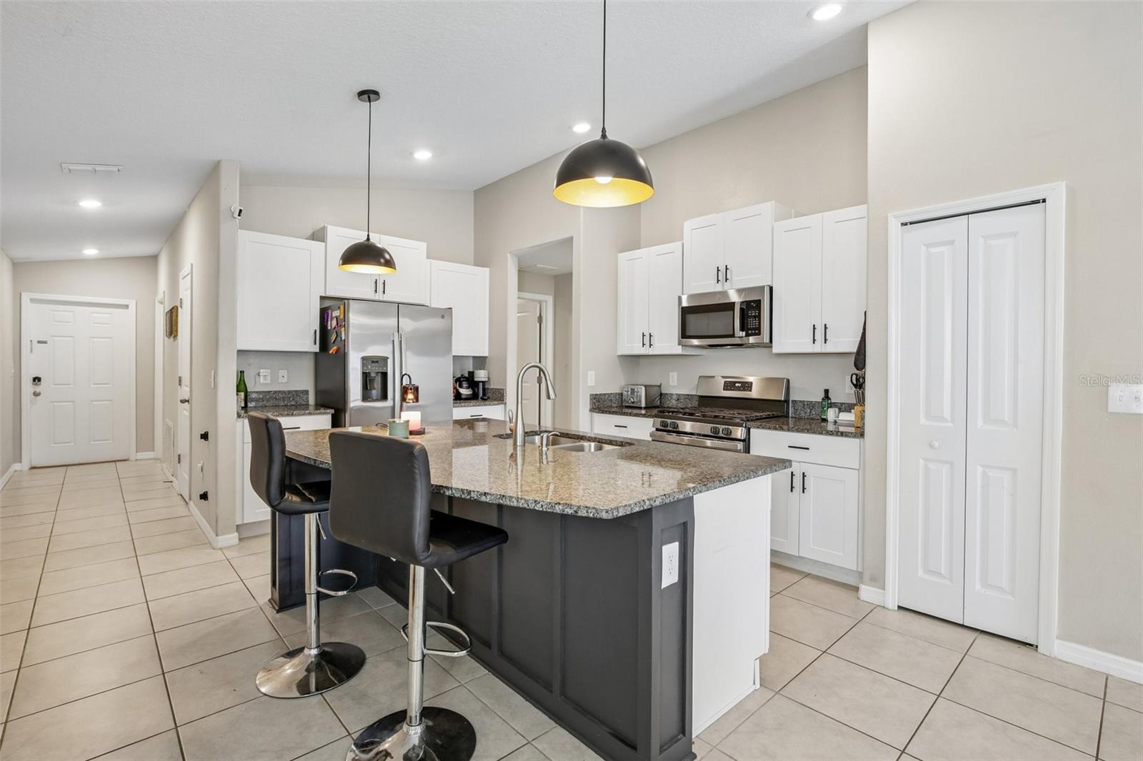 BELMONT SOUTH PH 2F - Residential