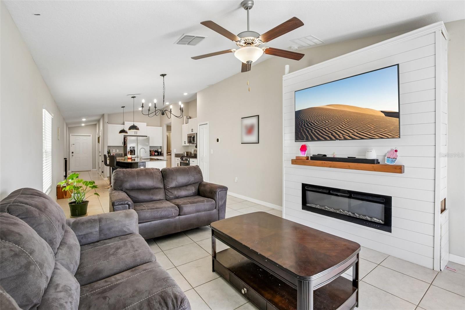 BELMONT SOUTH PH 2F - Residential