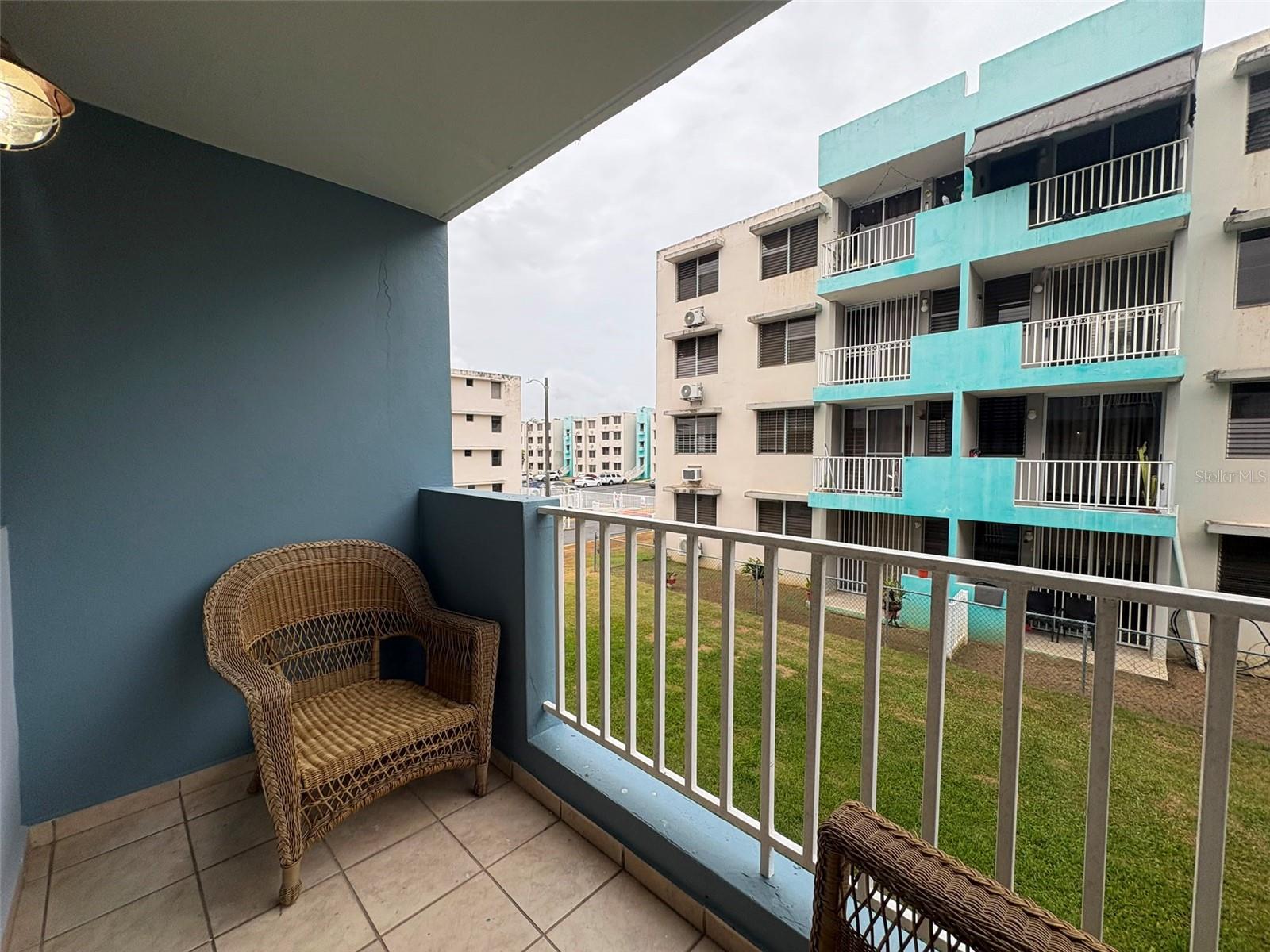 BALCONES DE CAROLINA II - Residential Lease