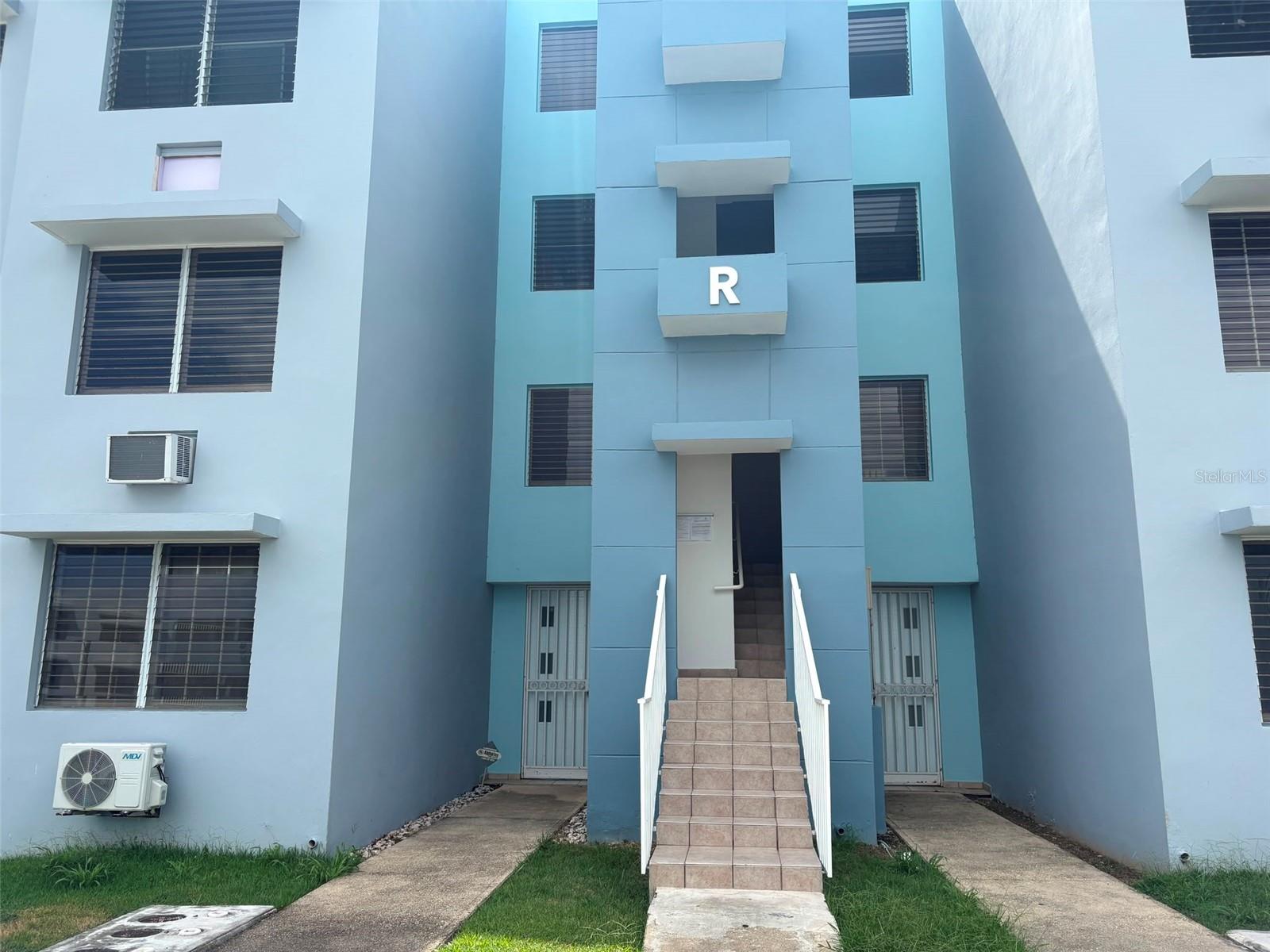 Now available for rent! Enjoy the convenience of living just minutes from schools, shopping centers, restaurants, hospitals, and major highways. This spacious apartment features a functional layout and a cozy private balcony, perfect for enjoying your morning coffee or unwinding after a long day.

Located in a gated community with controlled access, the apartment is situated on an upper level and is accessed by one flight of stairs (16 steps). The unit is move-in ready and includes brand-new air conditioning units, a new stove, and a new refrigerator.

This is an excellent opportunity to rent a well-maintained home in a highly convenient location. Contact us today to schedule your private showing!

Utilities are not included, renter will go through a background and credit check, and any other documents necessary.