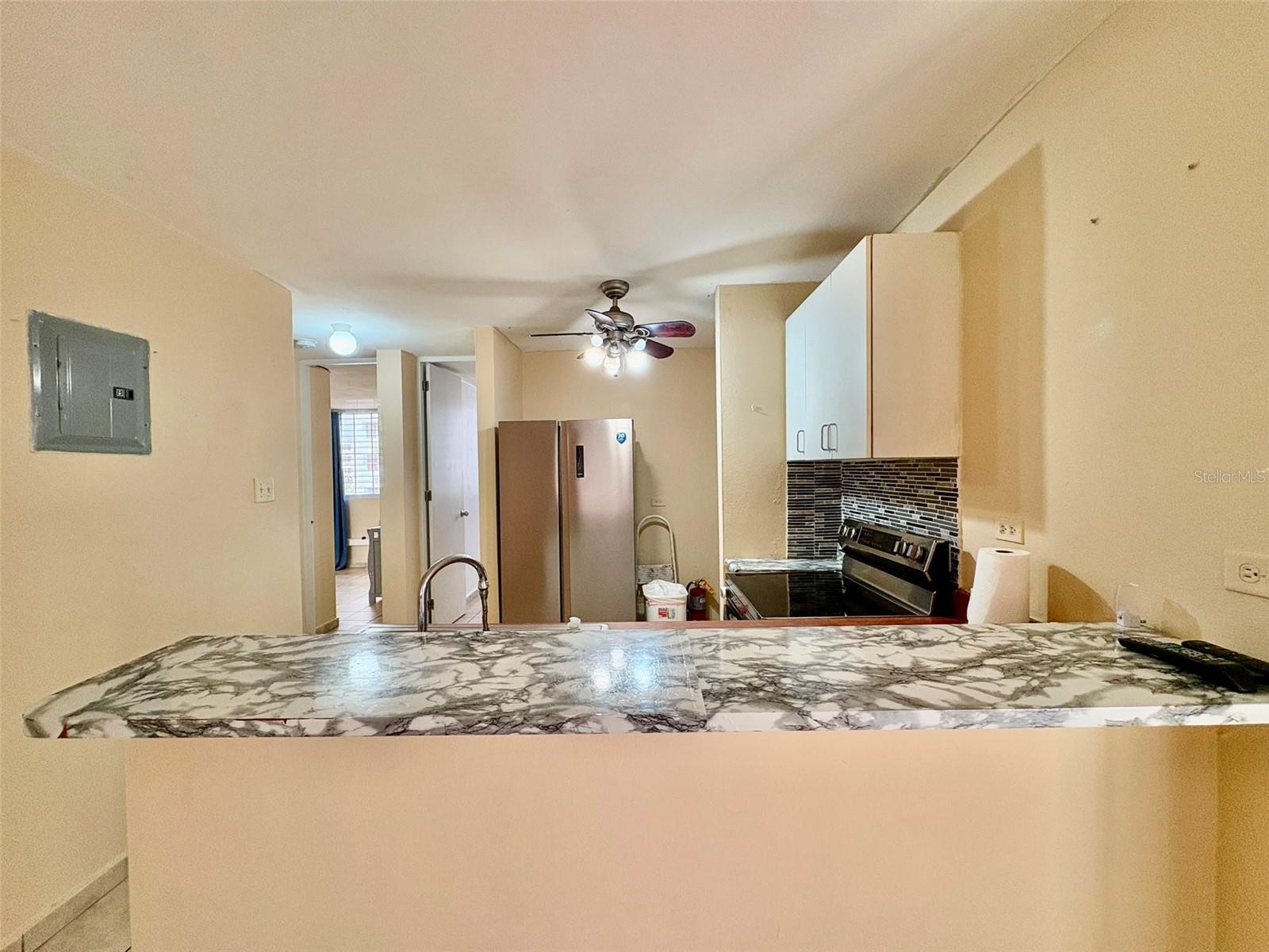 BALCONES DE CAROLINA II - Residential Lease