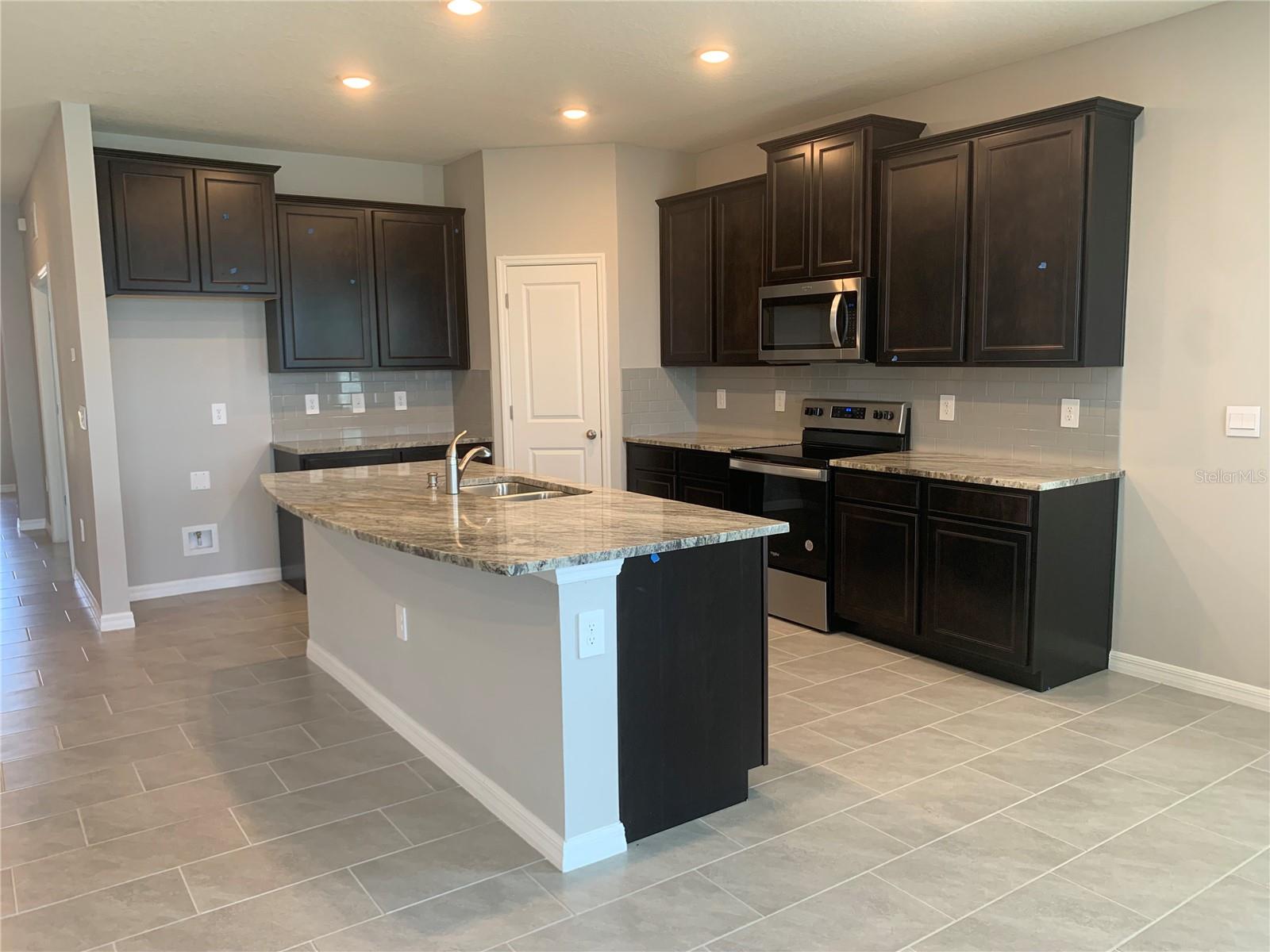BAY LNDG PH 2B - Residential Lease